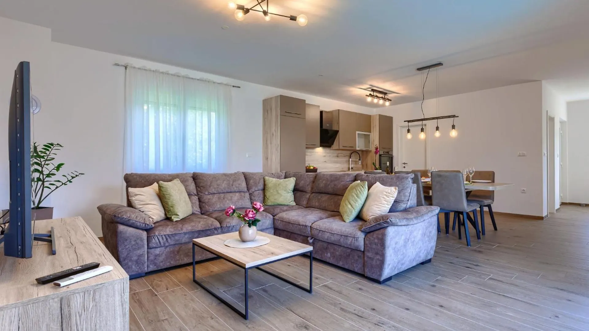 Holiday Home Corona Cordis By Interhome PUY 0*,
