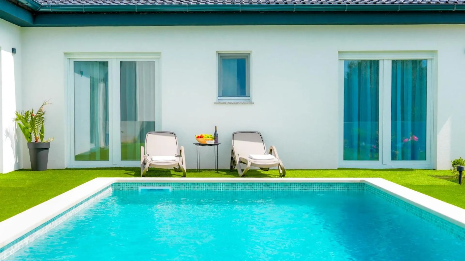 Holiday Home Corona Cordis By Interhome Pula