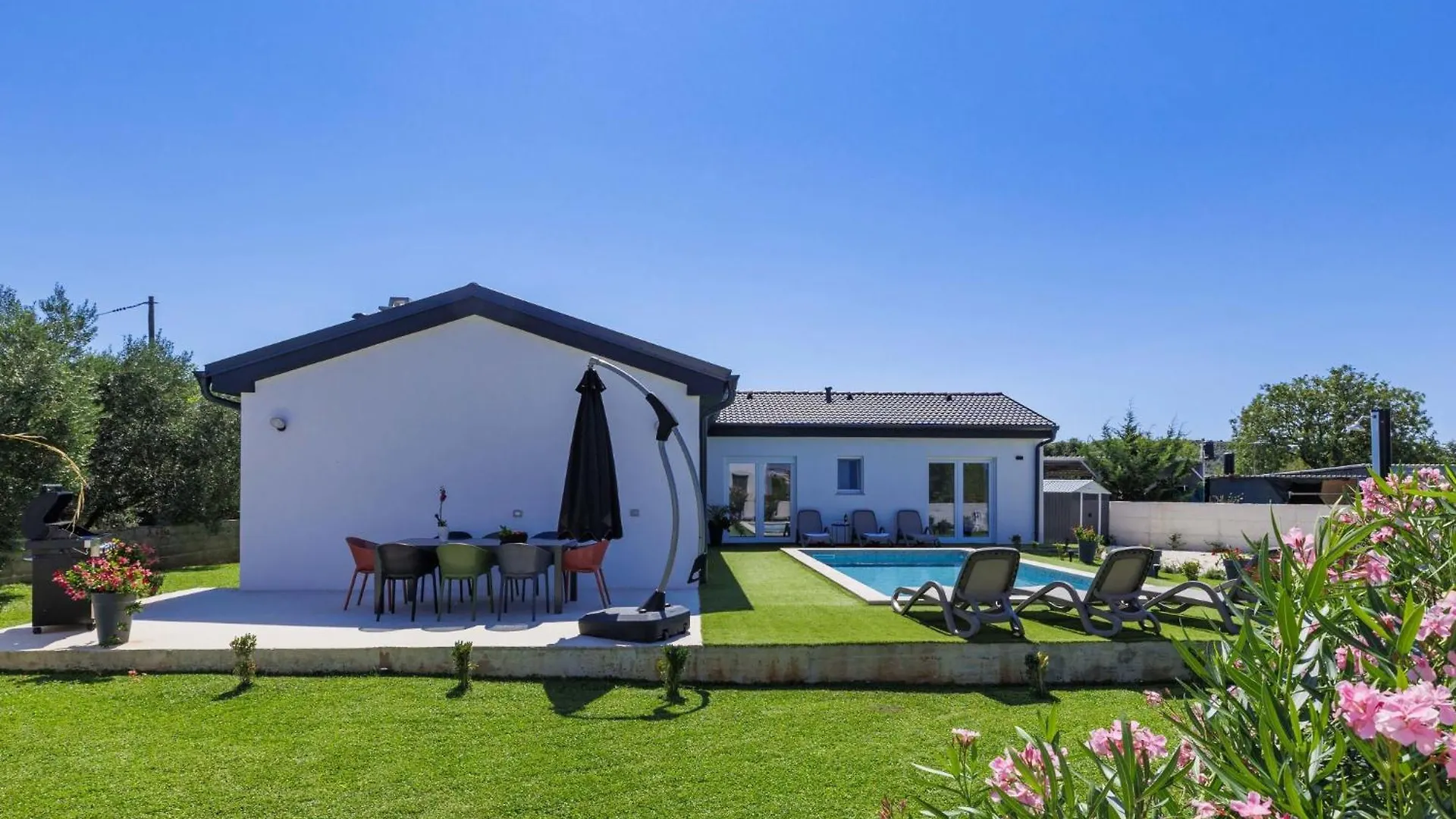 Holiday Home Corona Cordis By Interhome Pula