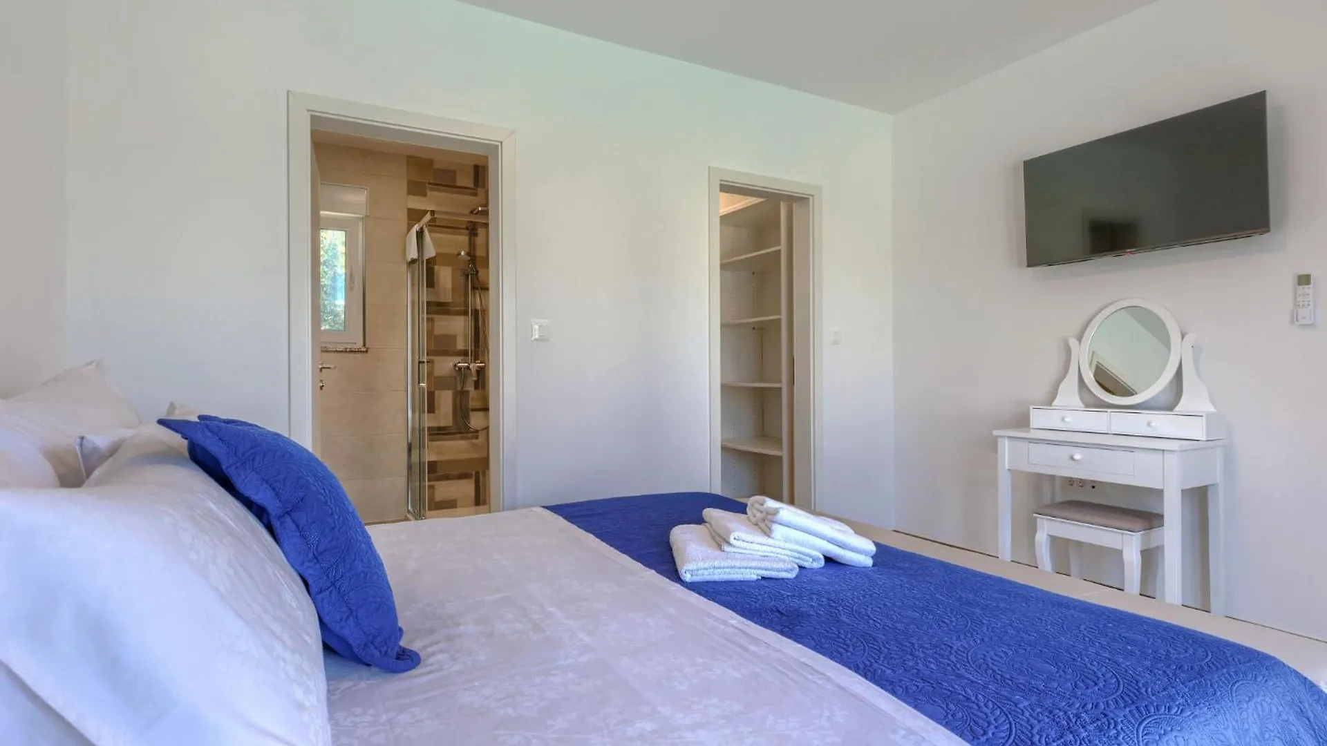 Holiday Home Corona Cordis By Interhome Pula