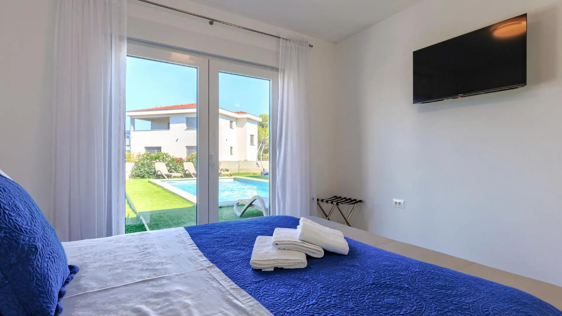 Holiday Home Corona Cordis By Interhome Pula