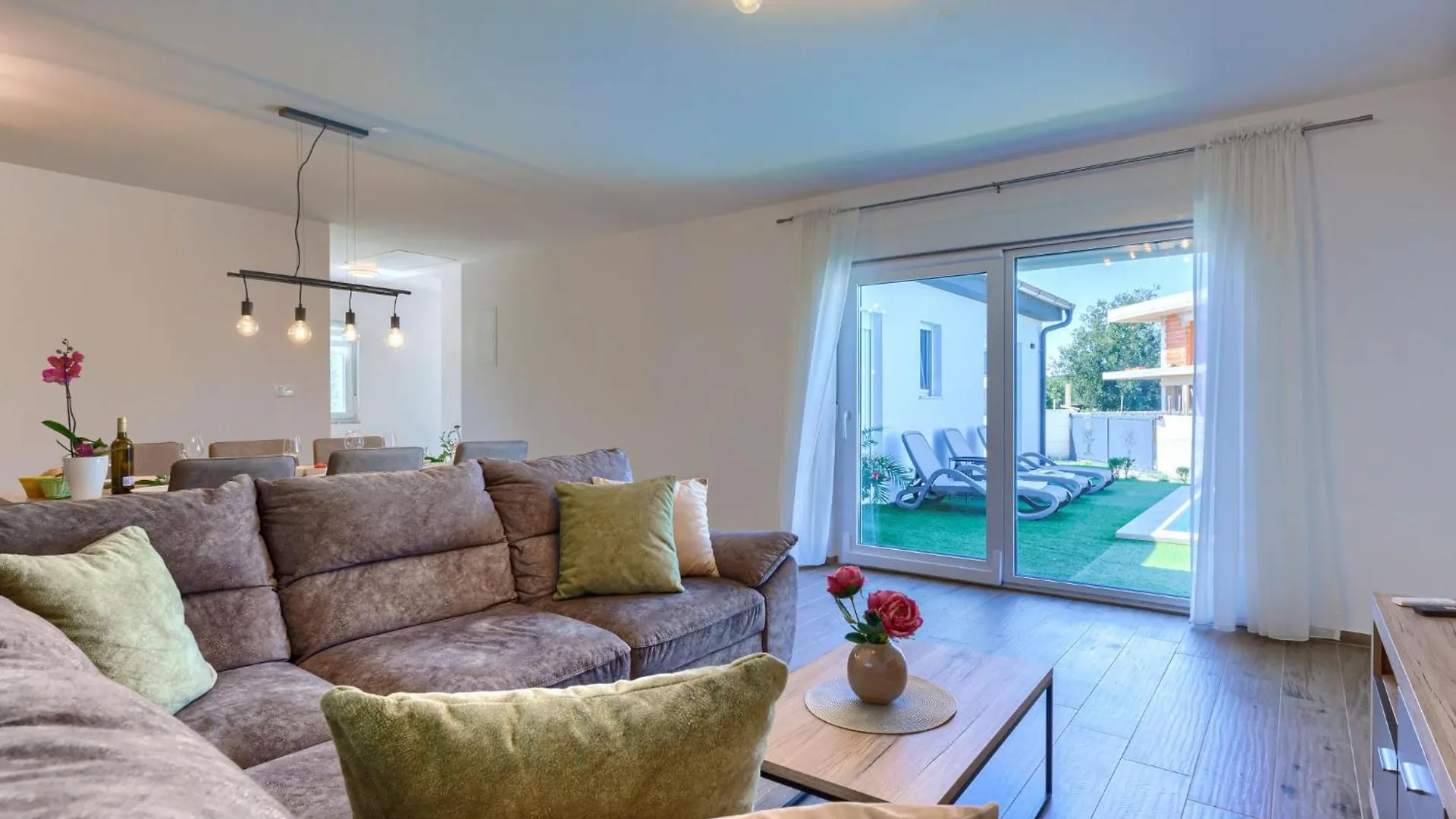 Holiday Home Corona Cordis By Interhome Pula